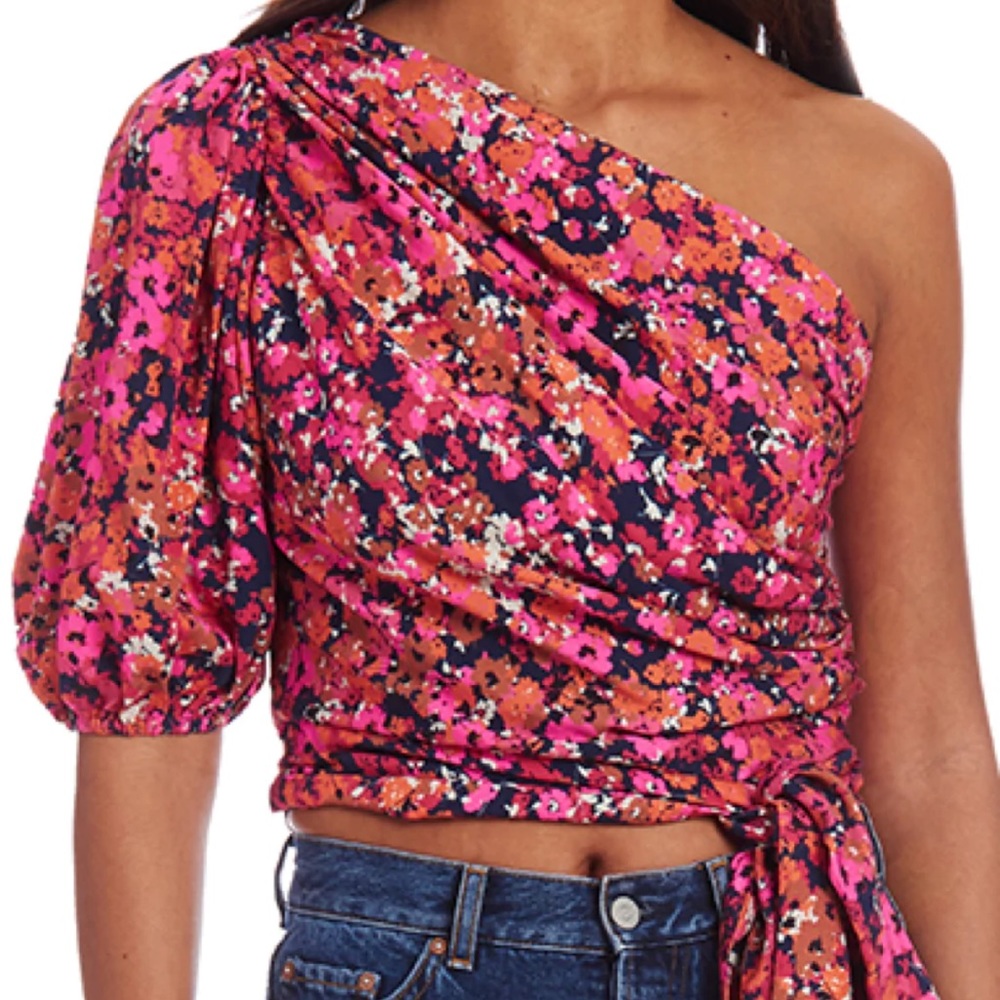 Amanda Uprichard bexley one shoulder top.